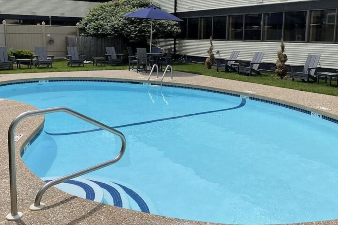 Clarion Inn Нашуа Экстерьер фото